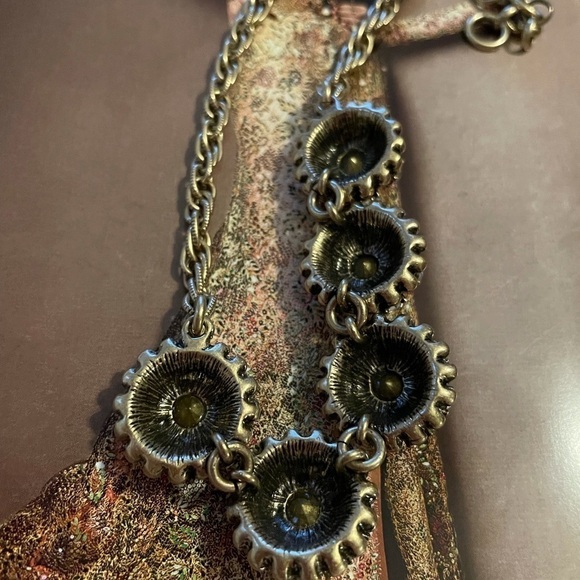 New - Banana Republic necklace - Picture 3 of 4